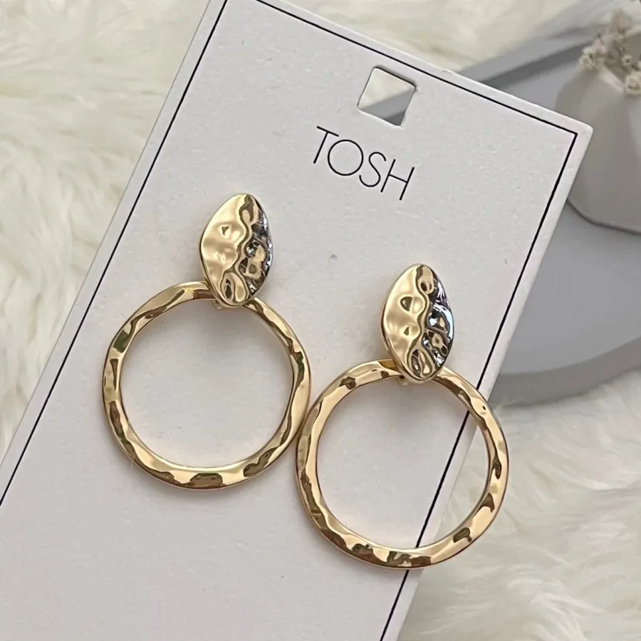 گوشواره طلایی tosh