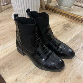 نیم بوت چرم مصنوعی
