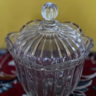 قندان و شکلات خوری