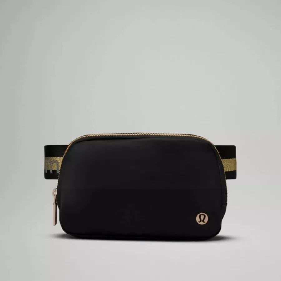 کیف لولولمون Lululemon