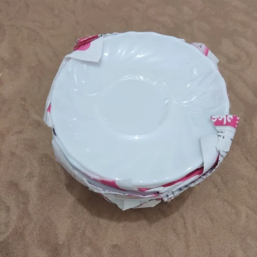 دو دست نعلبکی اماراتی