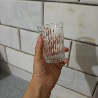نیم لیوان