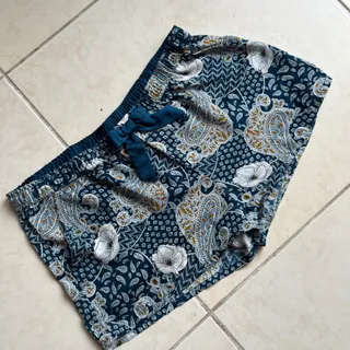 شلوارک خارجی
