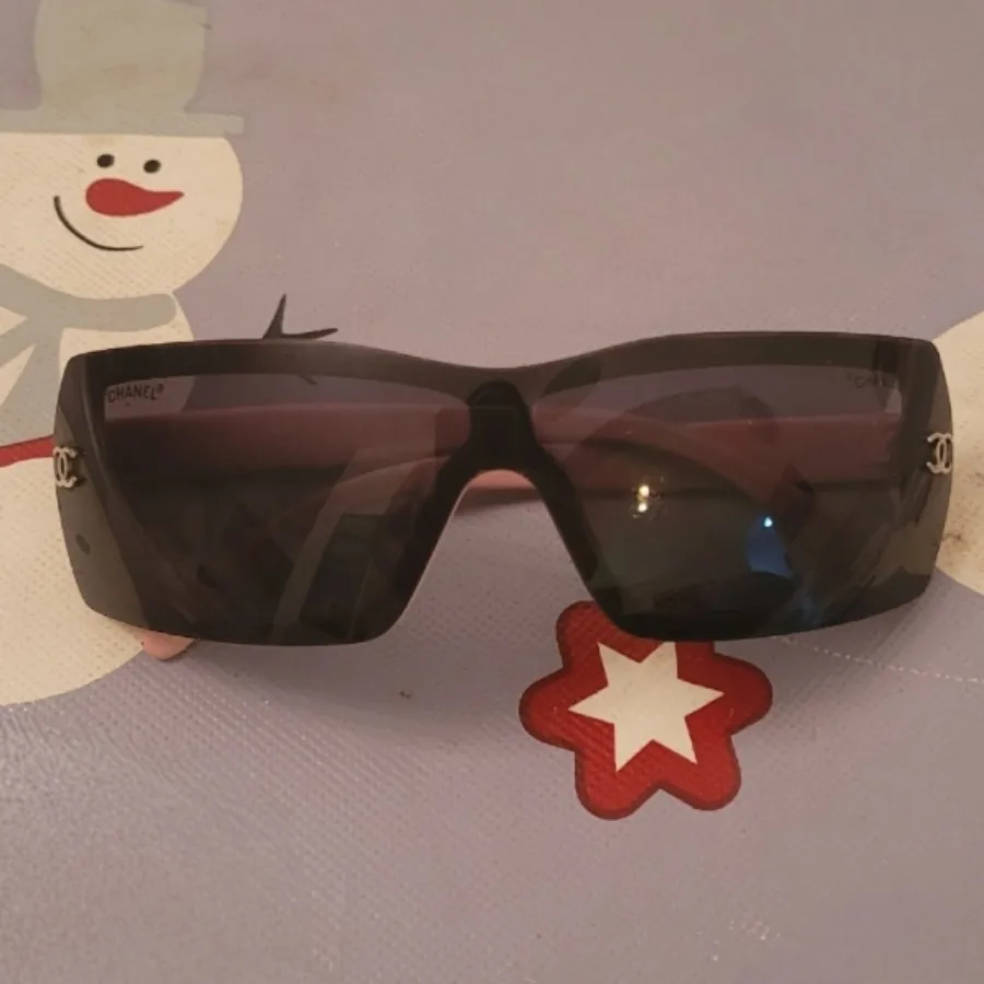 عینک آفتابی شنل