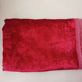 پارچه مخمل زرشکی