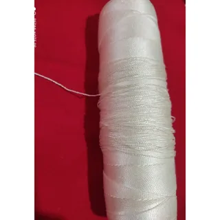 نخ مکرومه بافی