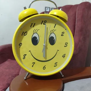 ساعت زنگ دار بزرگ