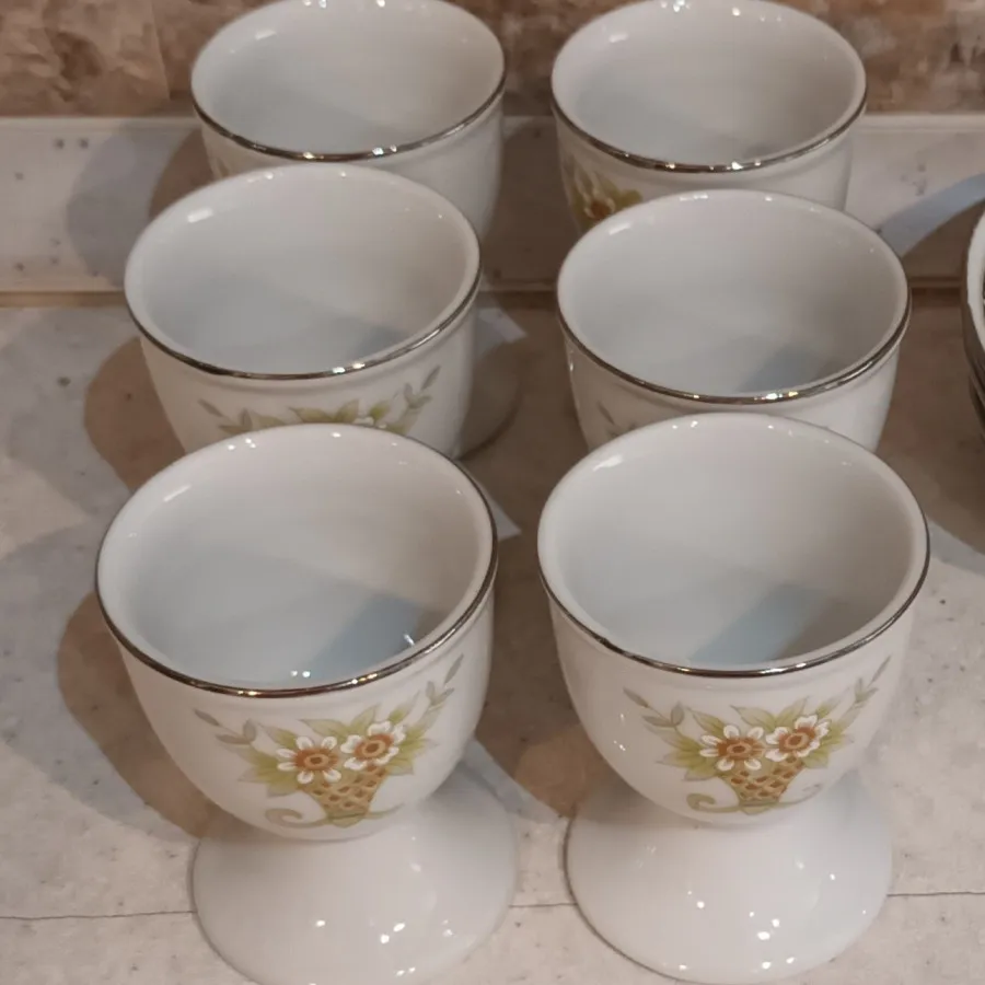 تخم مرغ خوری چینی