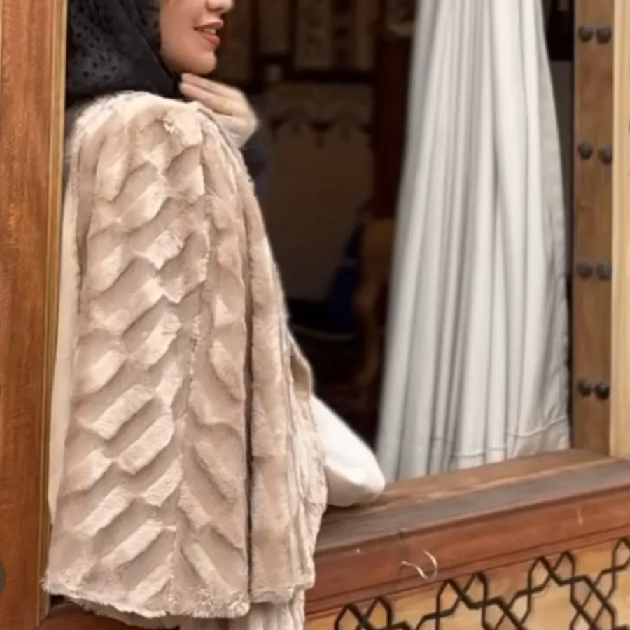 کت خز شنلی