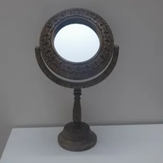آینه آرایشی