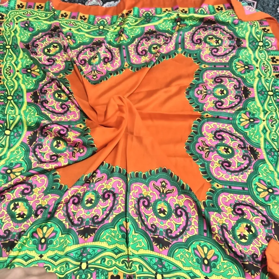 روسری ساتن