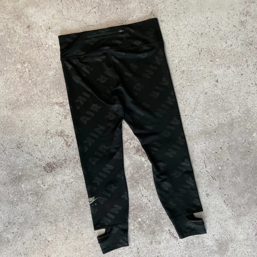 لگ ورزشی نایکی/nike