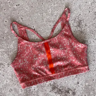 نیم تنه ورزشی نایکی/nike