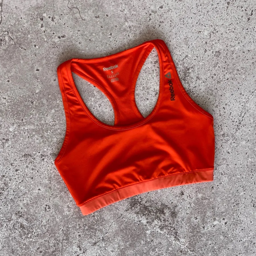 نیم تنه ورزشی reebok