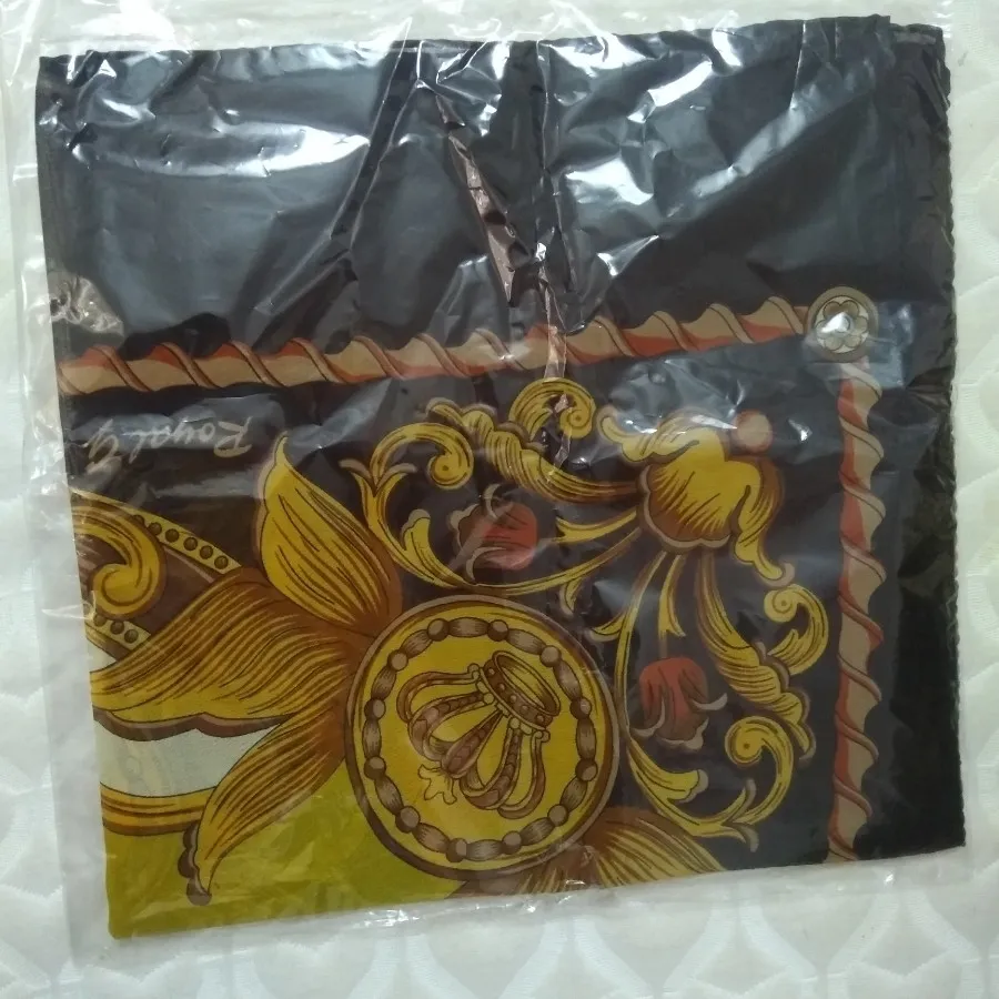 روسری حریر طرحدار
