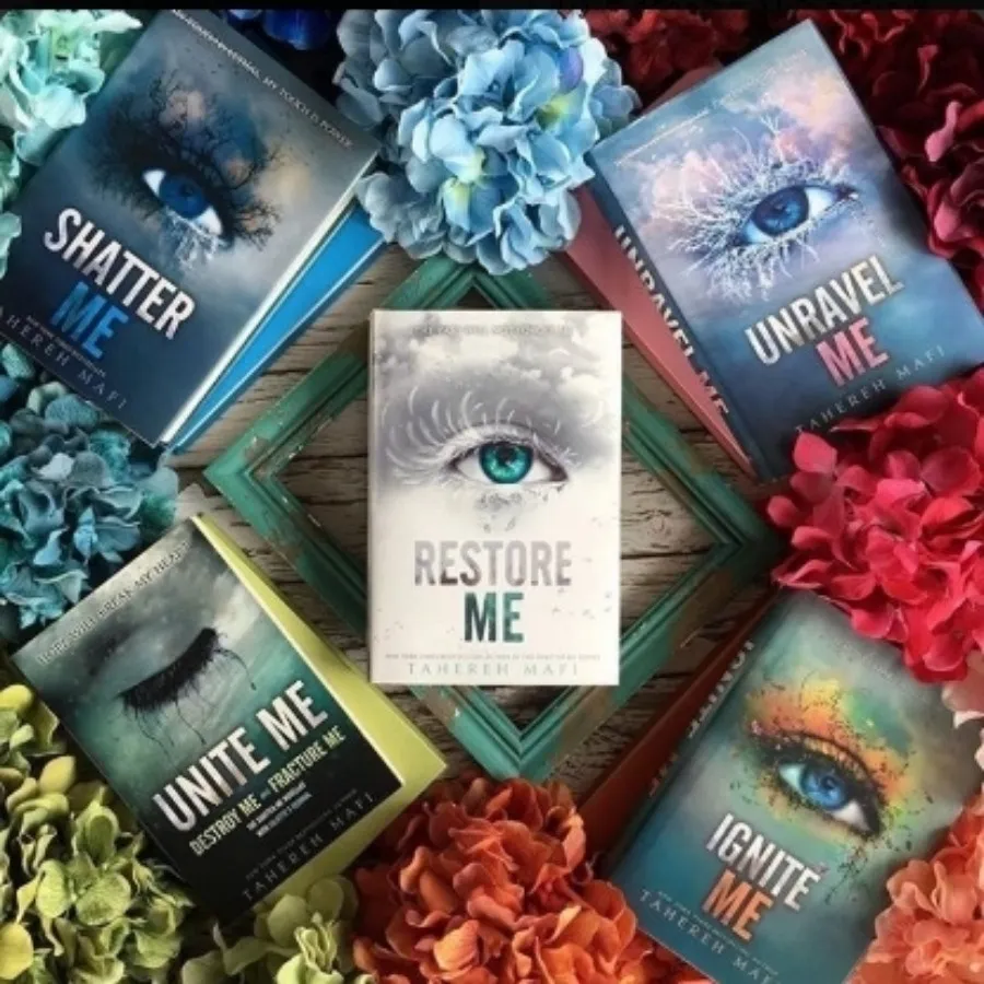کتاب shatter me