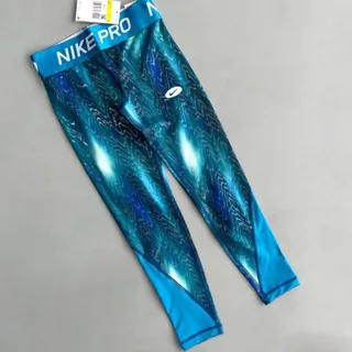 لگ ورزشی nike