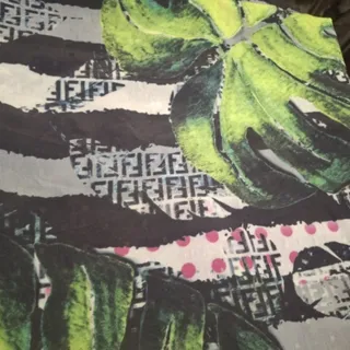 روسری نو با ارسال رایگان