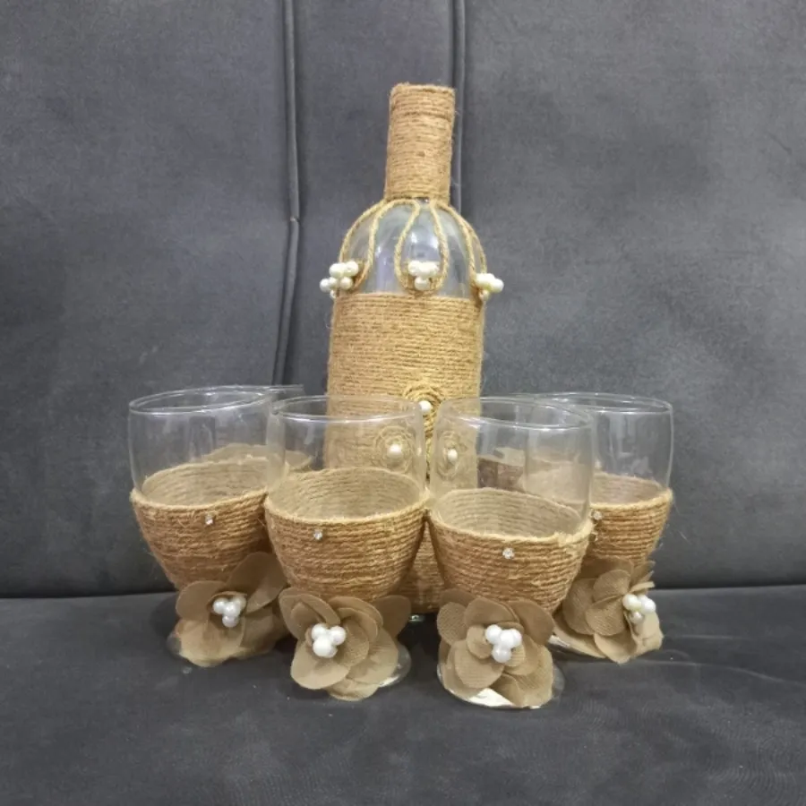 بطری و جام