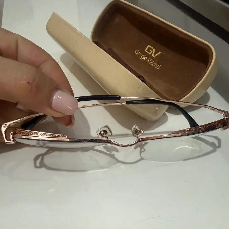 فریم عینک برند Giorgio va