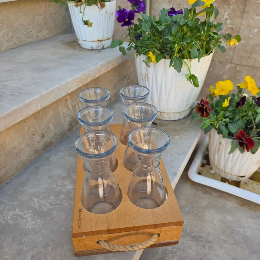 تُنگ‌مجلسی