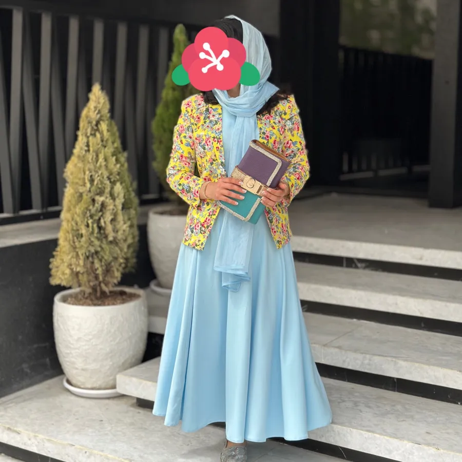 کت و دامن و بلوز و شال