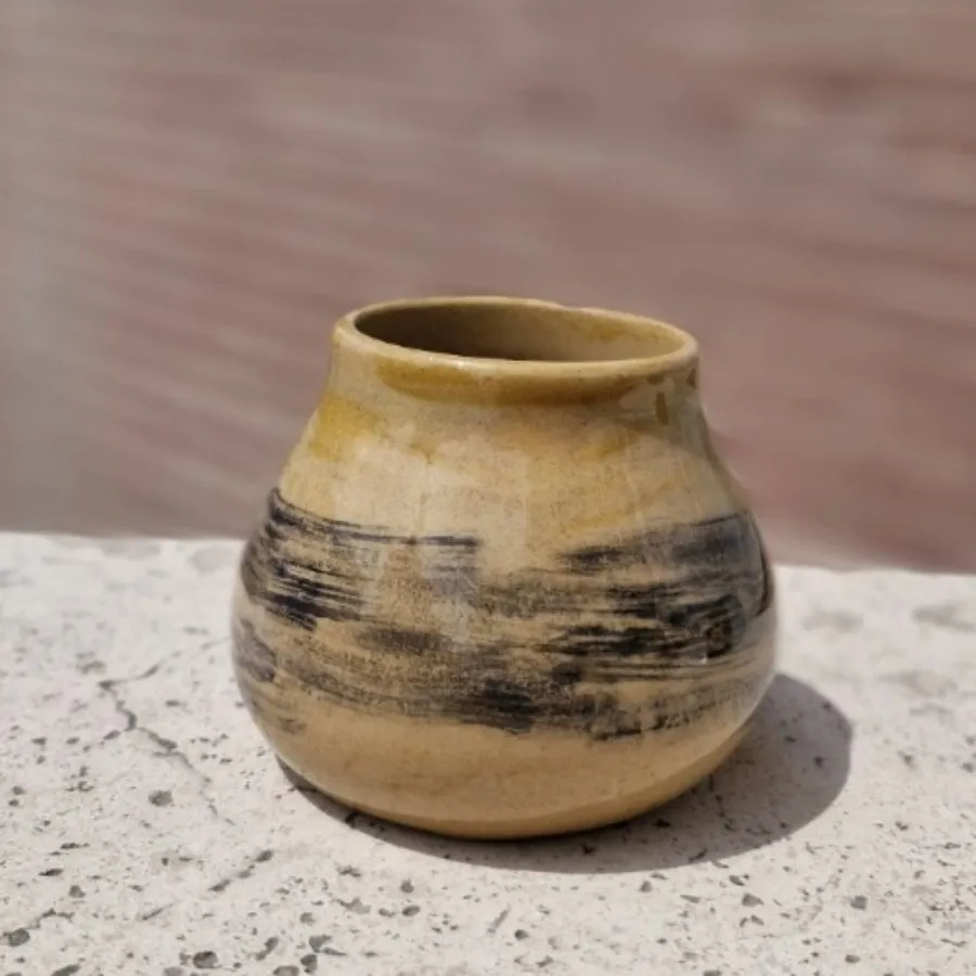 گلدان سفالی