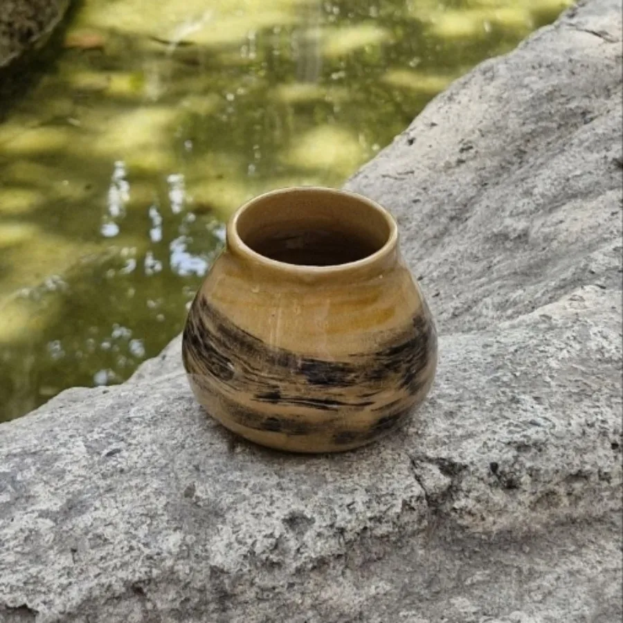 گلدان سفالی