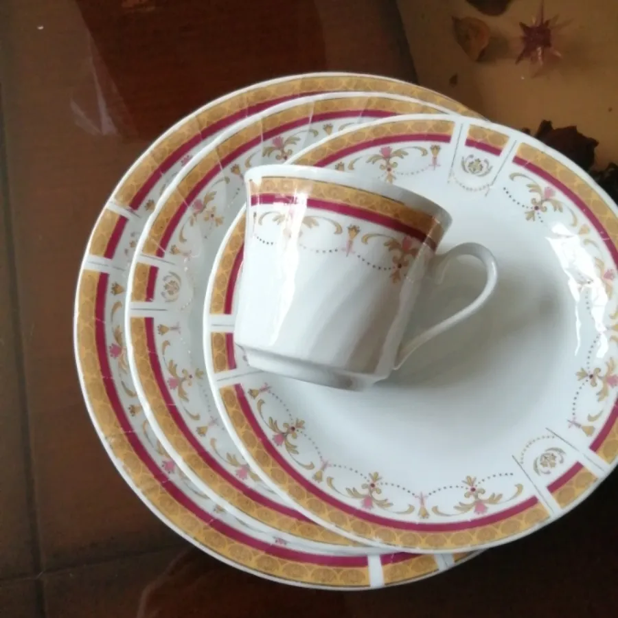 سرویس غذاخوری چینی
