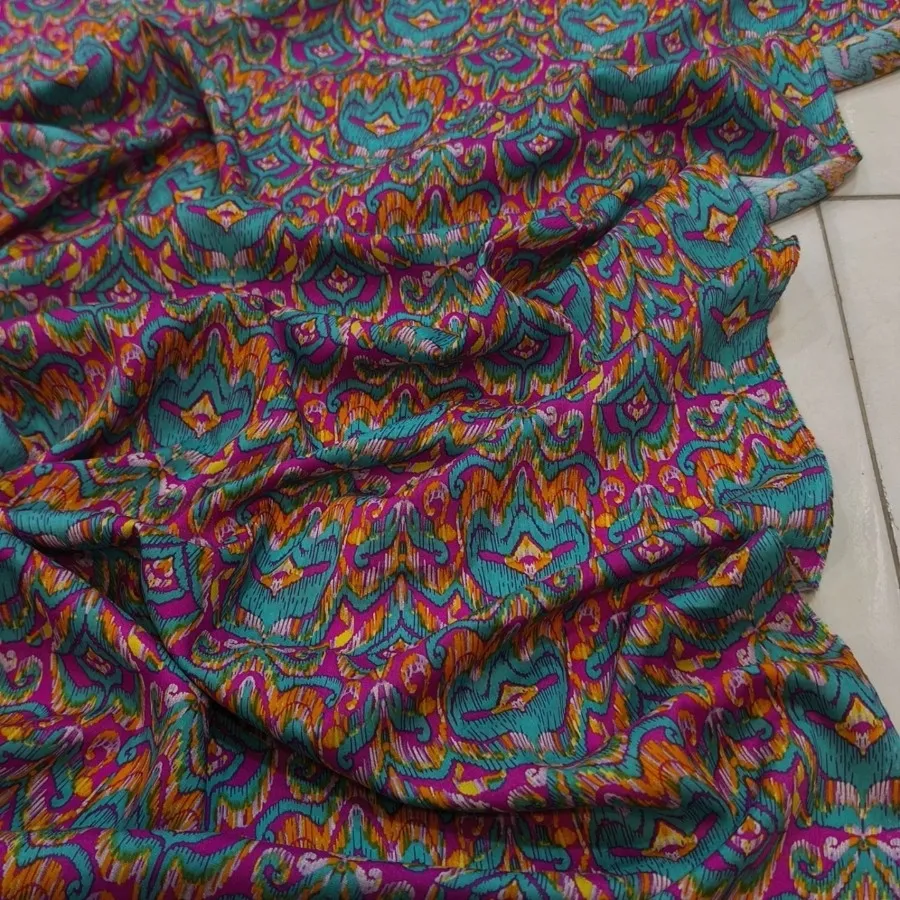 پارچه نخی طرحدار?