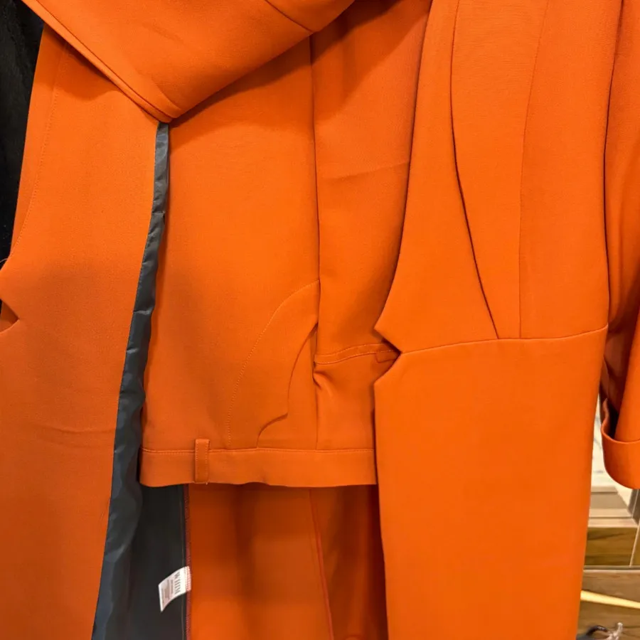 کت شلوار اجری