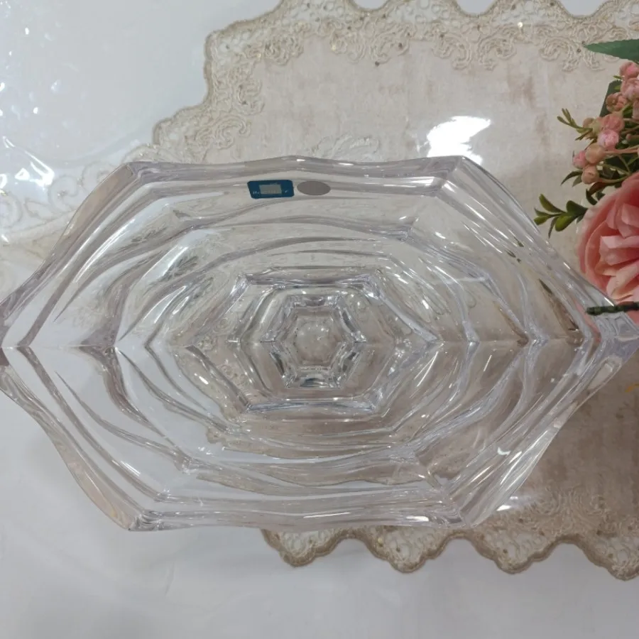 ظرف پایه دار