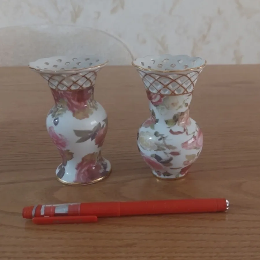 گلدان چینی گلبرجسته دنسی