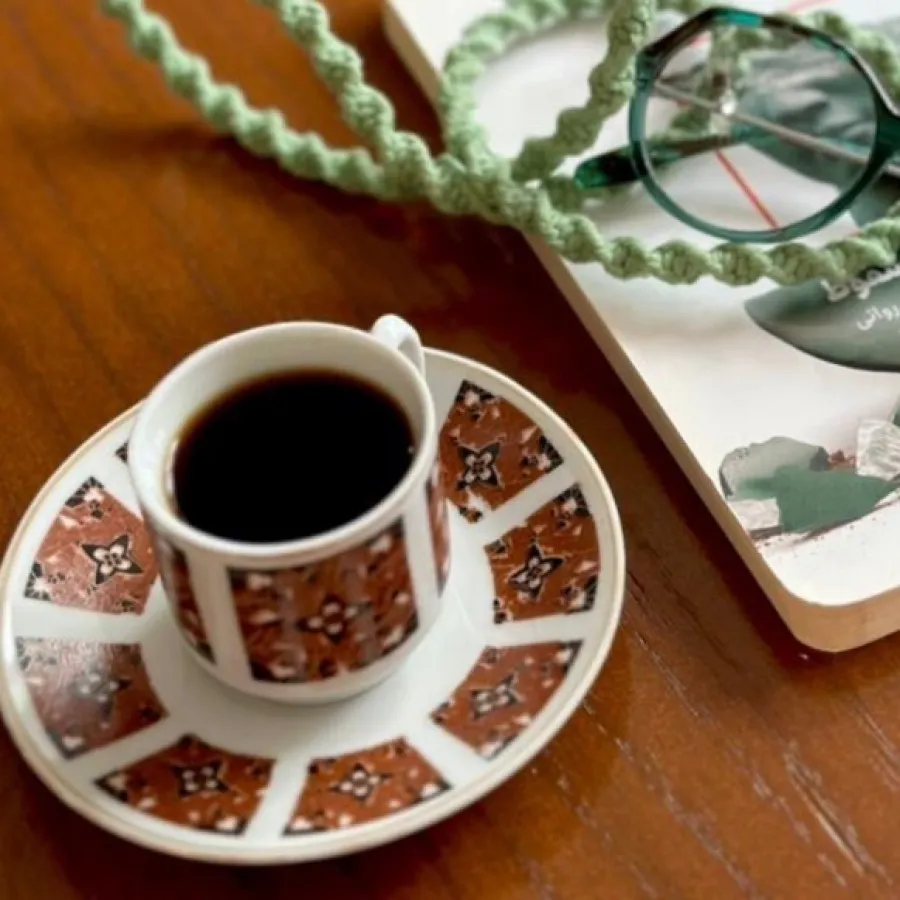 فنجون و نعلبکی