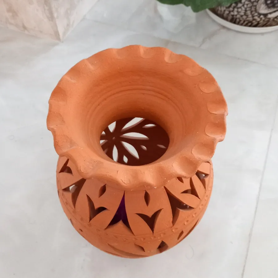 گلدان سفالی