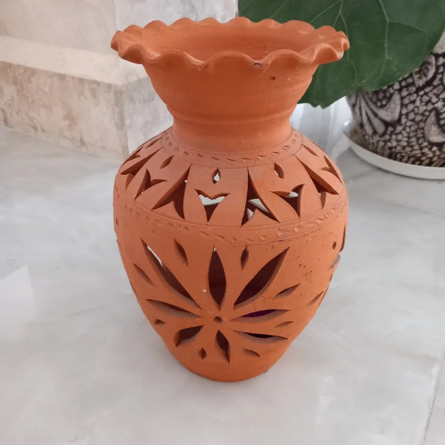 گلدان سفالی