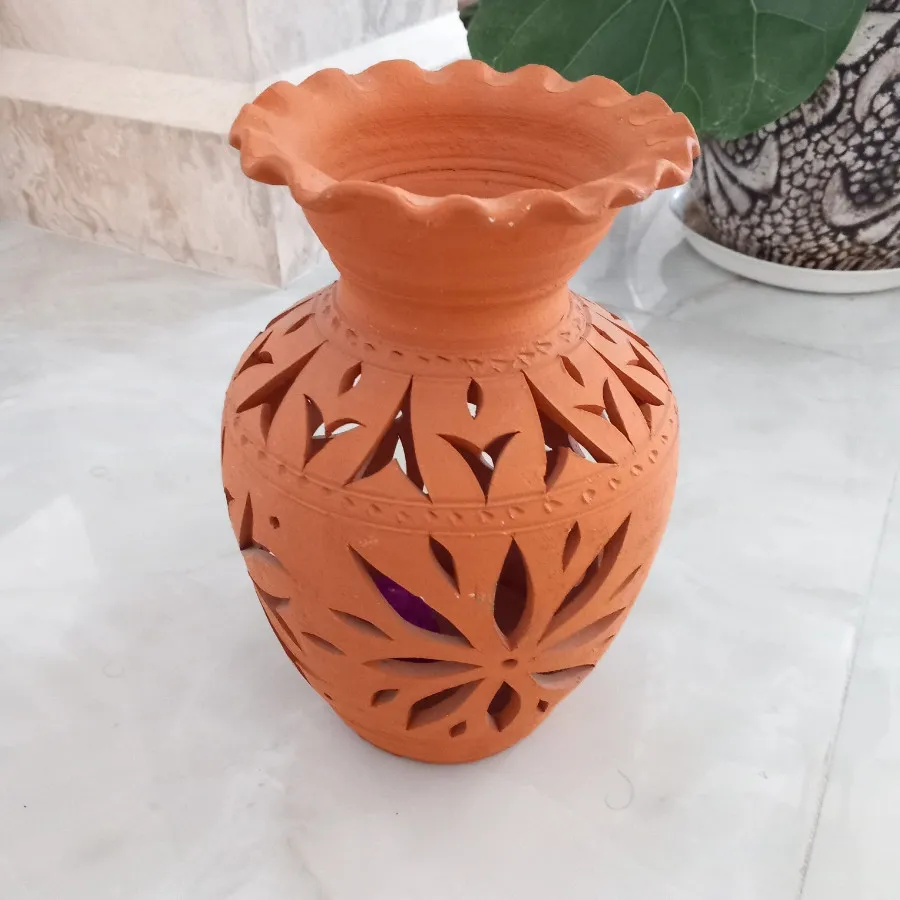 گلدان سفالی