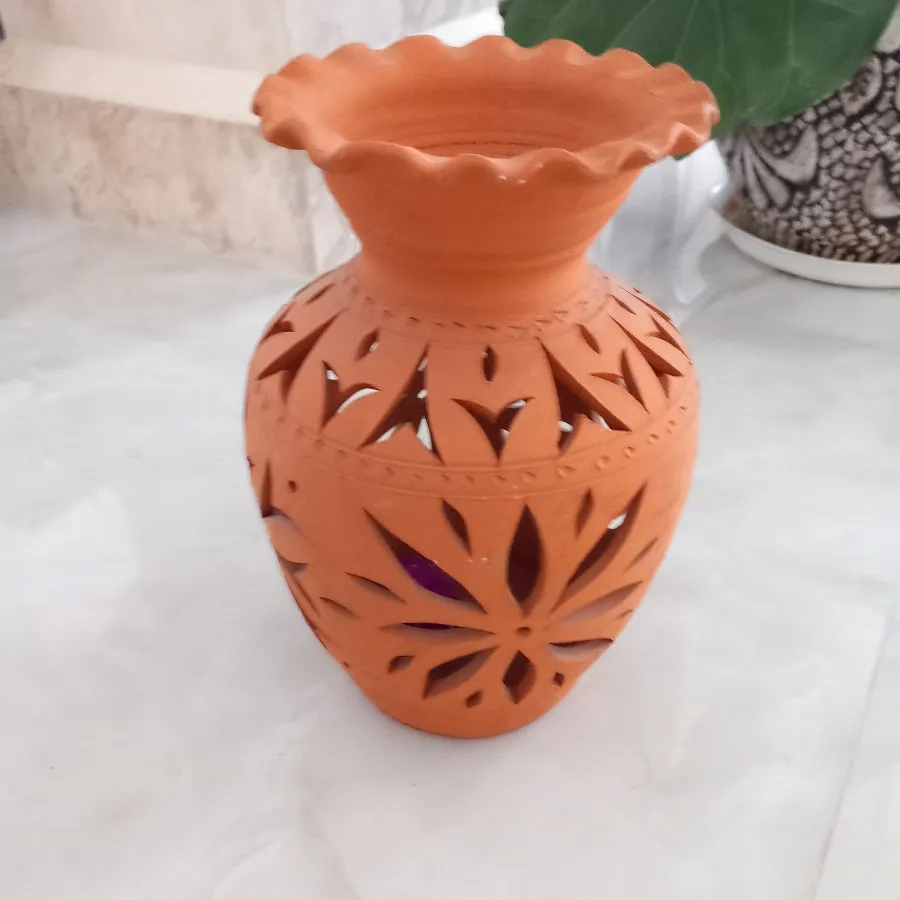 گلدان سفالی