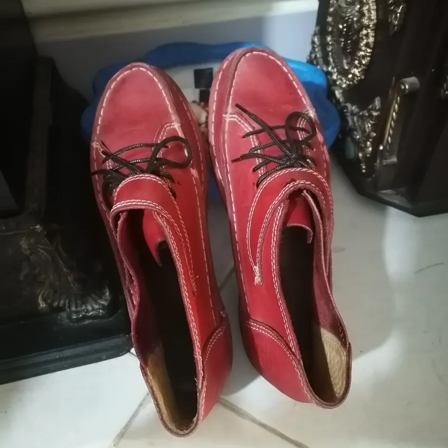 کفش چرم کلارکز