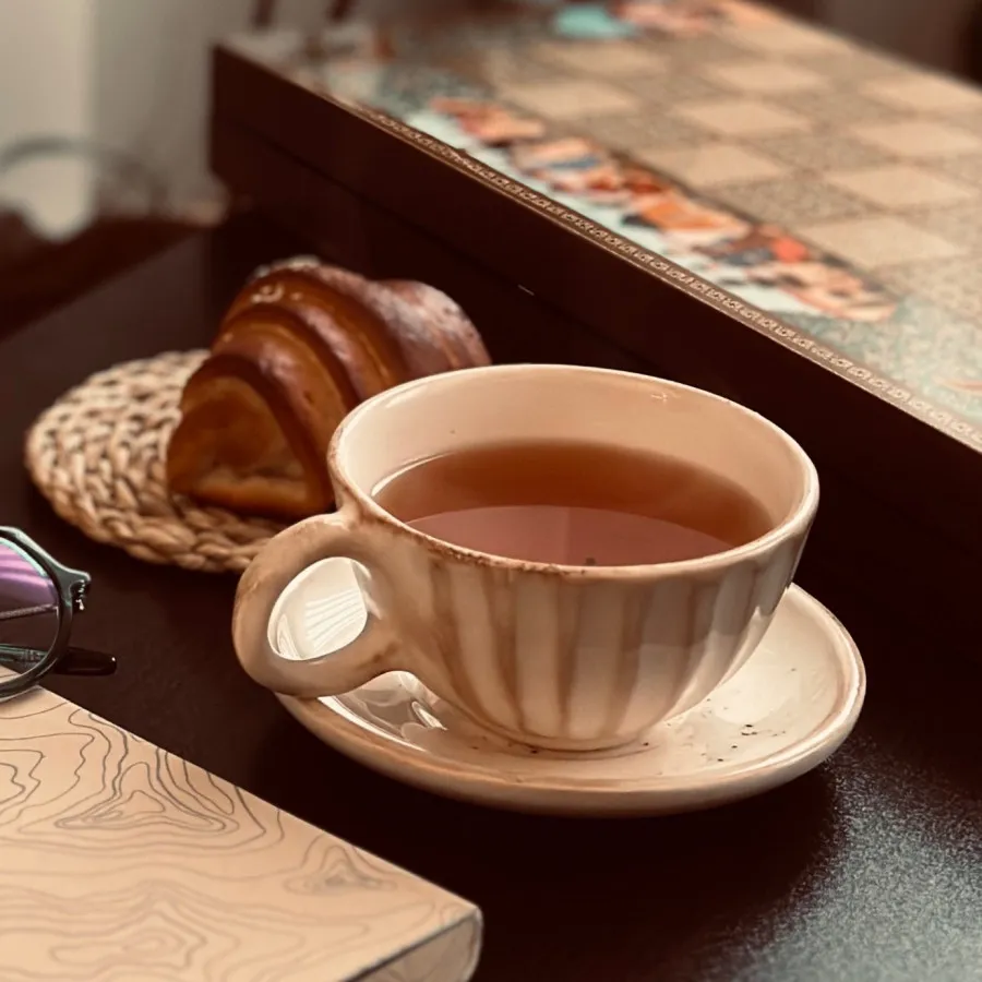 فنجون نعلبکی