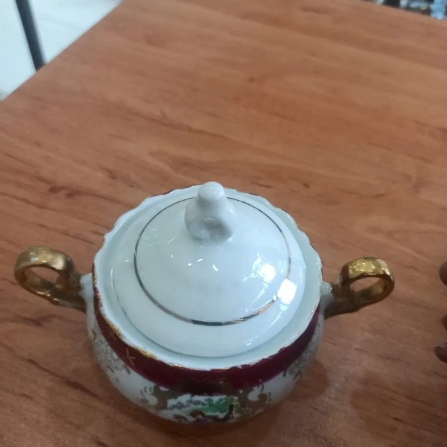 قندان