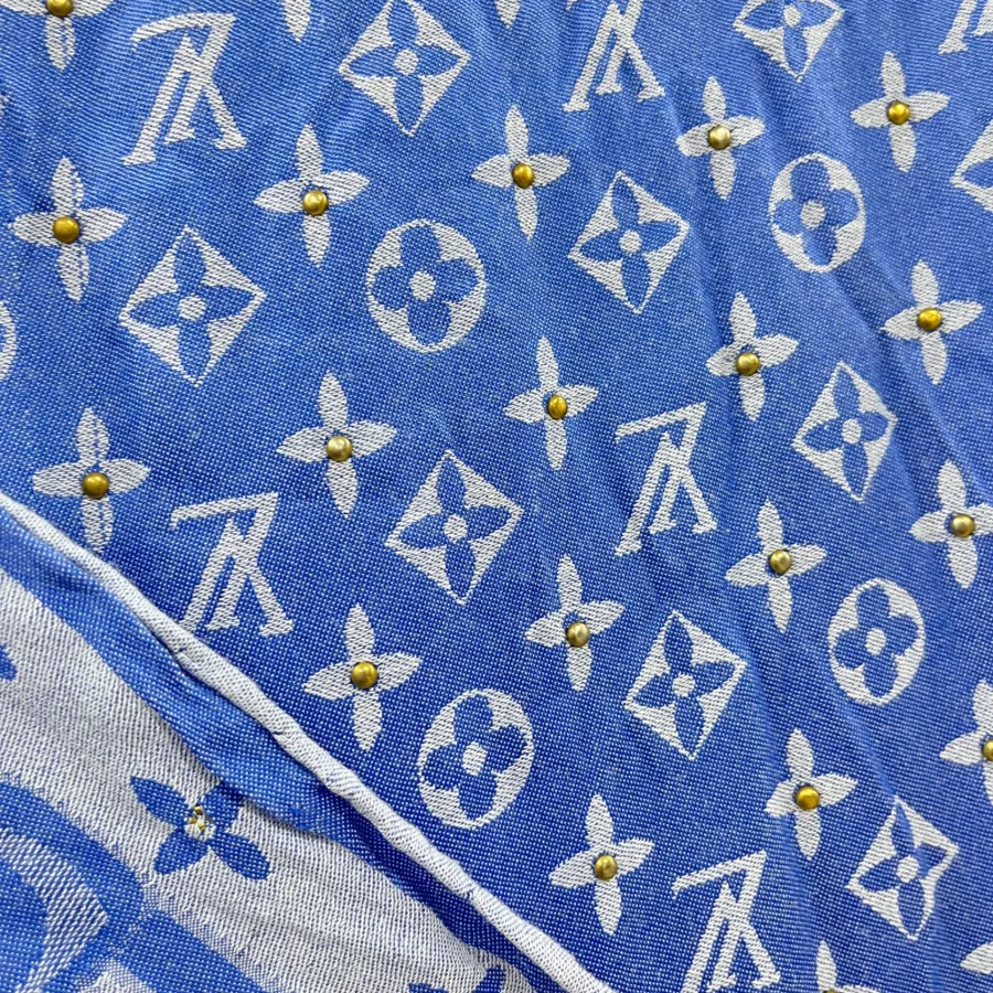 شال lv