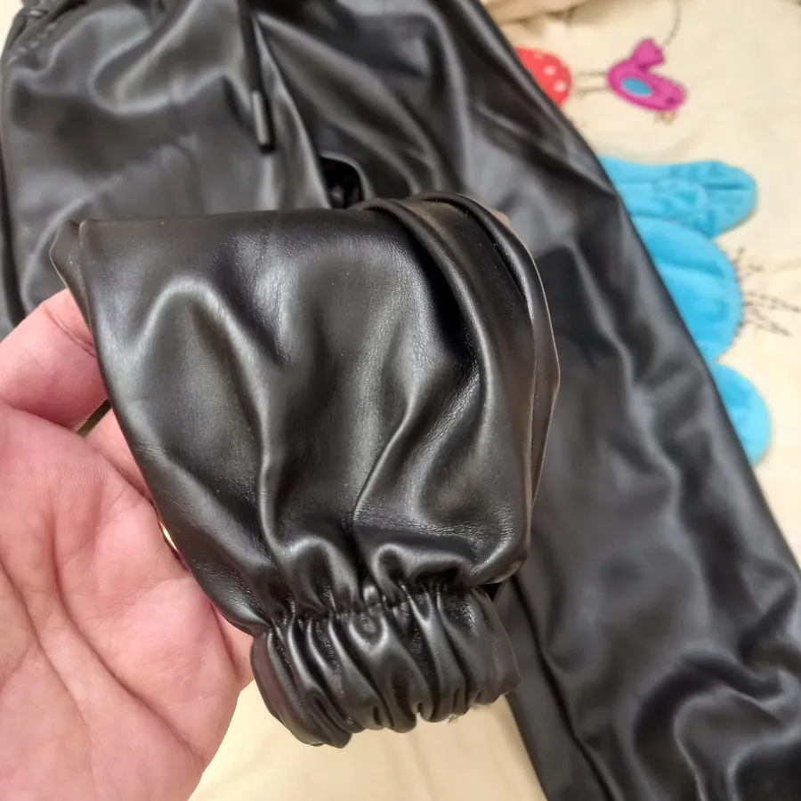 شلوار دخترانه چرم نو