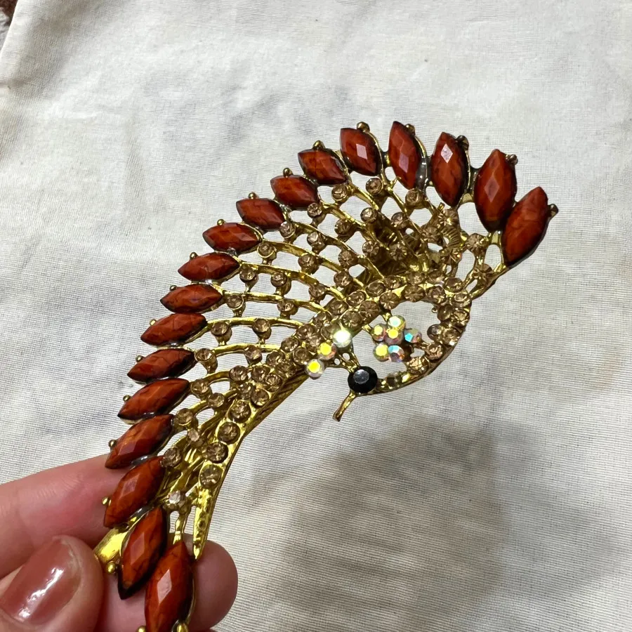 گیره مو آنتیک طلایی