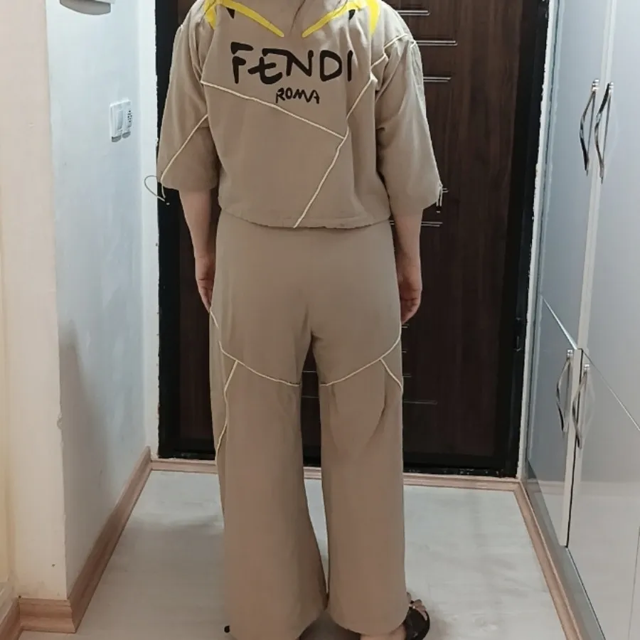 کت شلوار اسپورت
