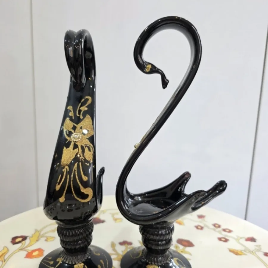 دکوری شیشه ای