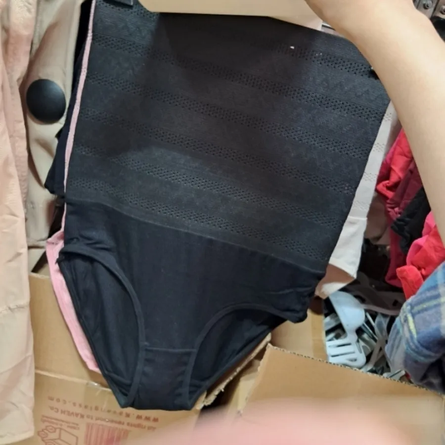 گن شورتی زنانه