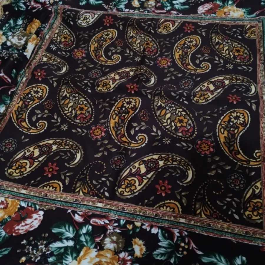 مینی اسکارف