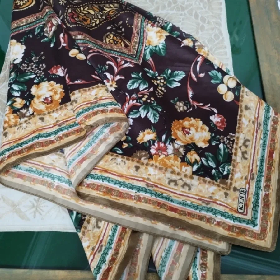 مینی اسکارف