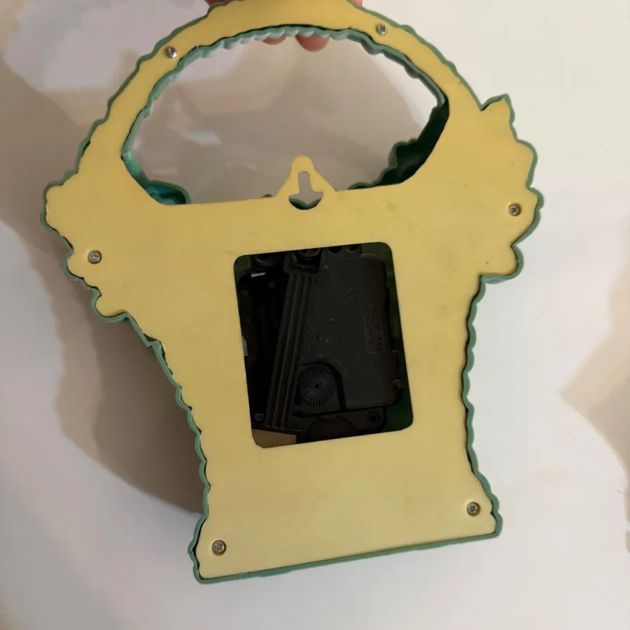 ساعت دیواری کودک و نوجوان